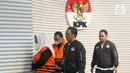 Sebelumnya, terkait dengan perkara ini, KPK sudah mengamankan sejumlah barang bukti mulai dari dokumen APBD 2023-2024 serta pengadaan masing-masing dinas, hingga uang pecahan rupiah dan euro. (Liputan6.com/Herman Zakharia)