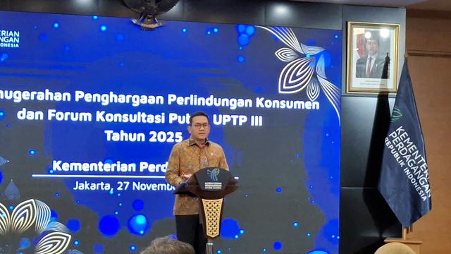 Menteri Perdagangan (Mendag) Budi Santoso di Kantor Kementerian Perdagangan, Jakarta, Kamis (27/11/2025). (Liputan6.com/Arief)