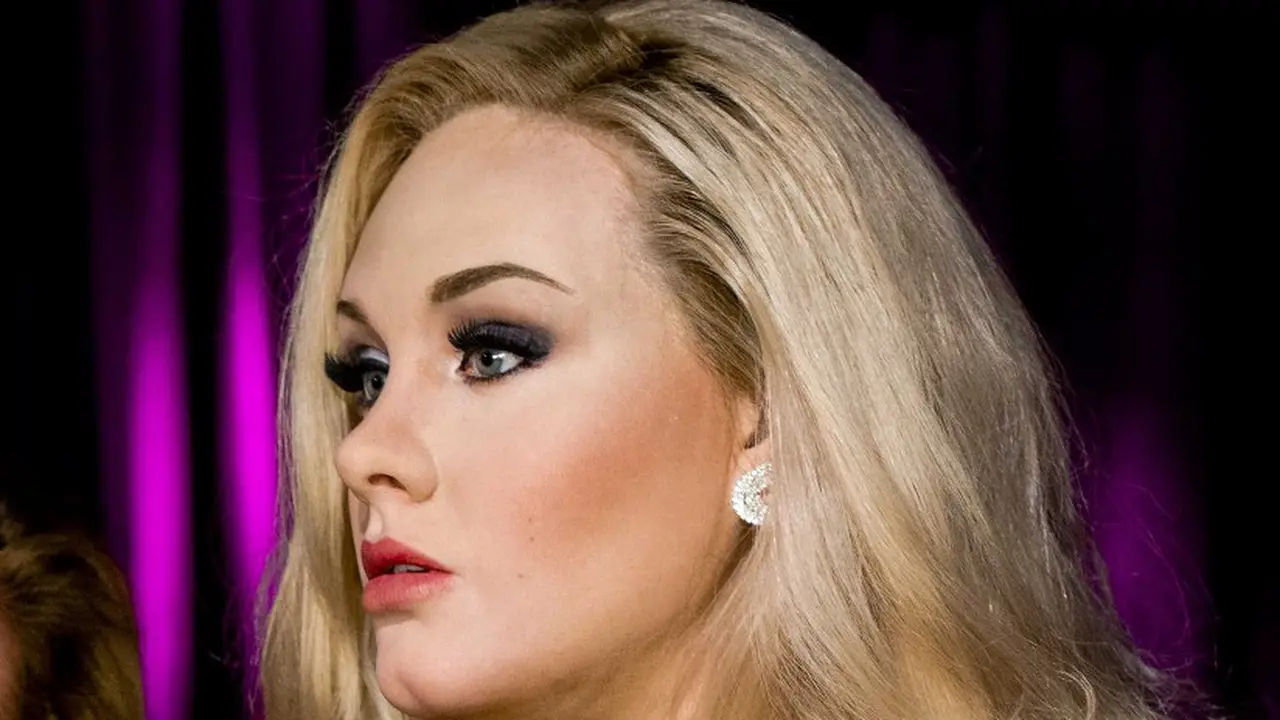 [Bintang] Adele