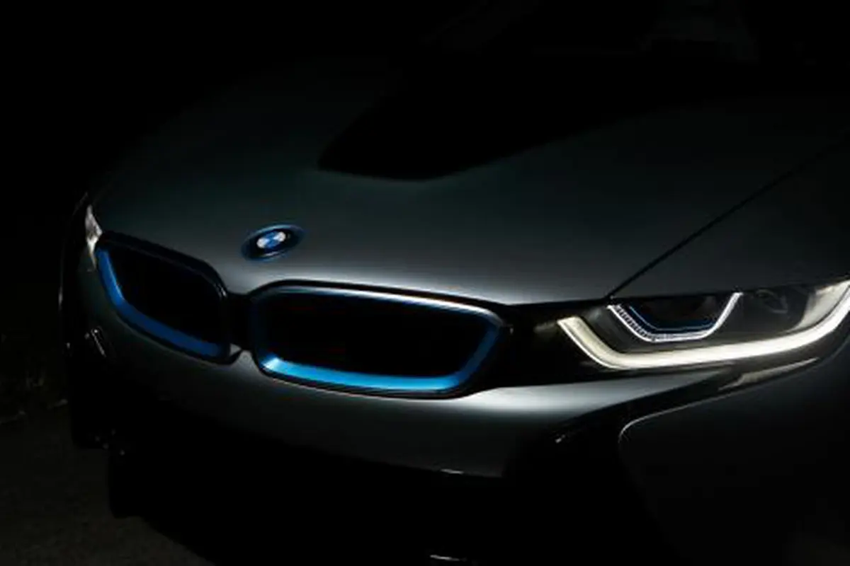 i9 Jadi Bingkisan Ultah 100 Tahun BMW