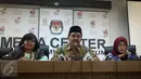 Ketua KPU, Juri Ardiantoro memberikan penjelasan saat Konferensi Pers di Jakarta, Jumat (10/2). Konferensi Pers Bersama dalam rangka mewujudkan pilkada bebas dari kekerasan terhadap perempuan dan kelompok rentan lainnnya. (Liputan6.com/Faizal Fanani)