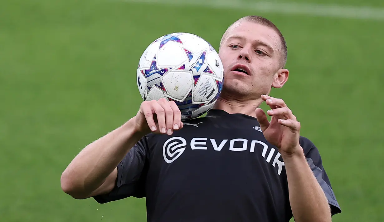 Borussia Dortmund akan berhadapan dengan Paris Saint-Germain (PSG) pada matchday 1 Grup F Liga Champions 2023/2024 di Parc des Princes, Rabu 20 September 2023, jam 02:00 WIB. (Photo by FRANCK FIFE / AFP)