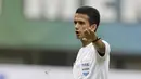 Wasit Thoriq Alkatiri saat memimpin pertandingan Bhayangkara FC melawan Semen Padang pada laga Piala Presiden 2019 di Stadion Patriot, Jawa Barat, Minggu (3/3). Thoriq adalah salah satu wasit Indonesia yang berlisensi FIFA. (Bola.com/M Iqbal Ichsan)