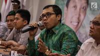 Wakil Sekjen DPP PPP Bidang Organisasi, Keanggotaan dan Kaderisasi Achmad Baidowi memberikan keterangan di Kantor DPP PPP, Jakarta, Selasa (12/12). (Liputan6.com/Faizal Fanani)