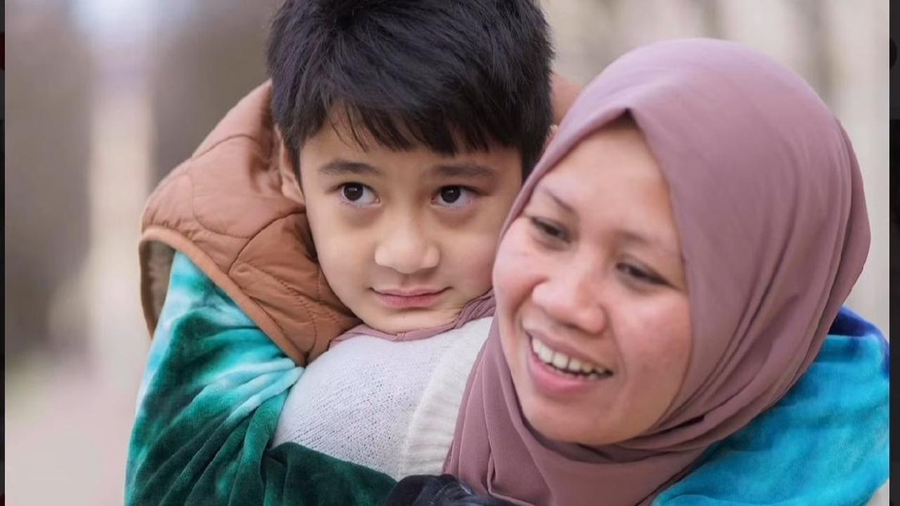 Salah satu yang mencuri perhatian yakni potret Sus Rini dengan Rafathar.<br>