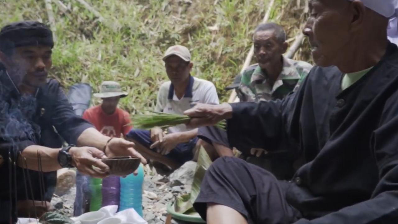 Makna di Balik Upacara Adat Pamitan, Cara Warga Bandung Barat Minta Izin Sebelum Menambang Batu