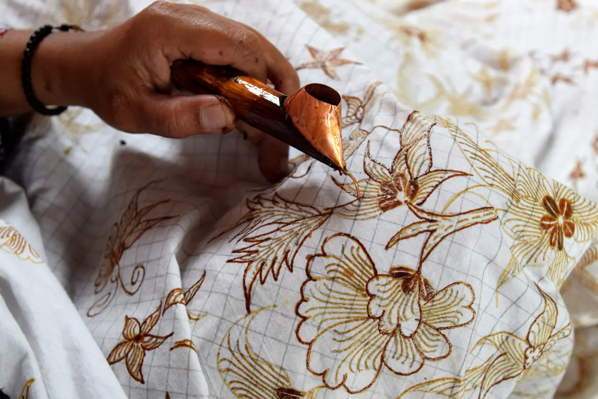 Menggambar Batik