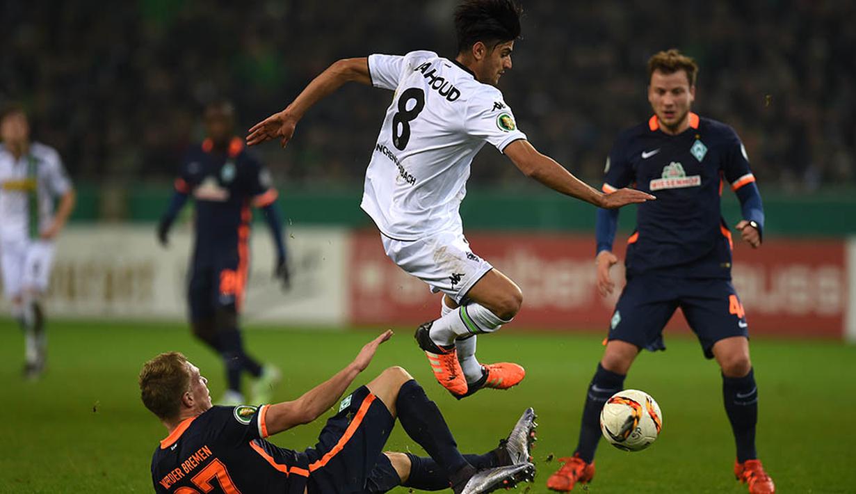 Muda dan berbakat membuatnya dipercaya jadi incaran dari Josep Guardiola saat tiba di Manchester. (AFP/Patrik Stollarz)