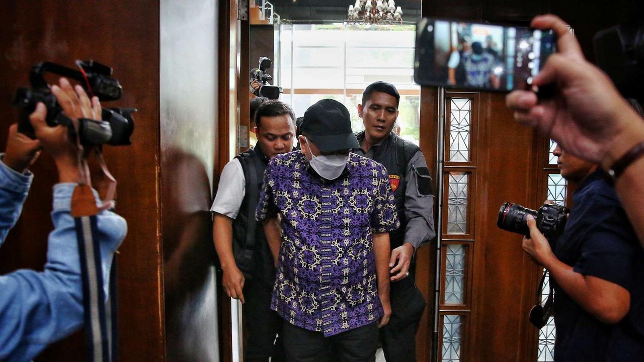 Zarof Ricar jalani sidang perdana terkait kasus suap vonis bebas Ronald Tannur