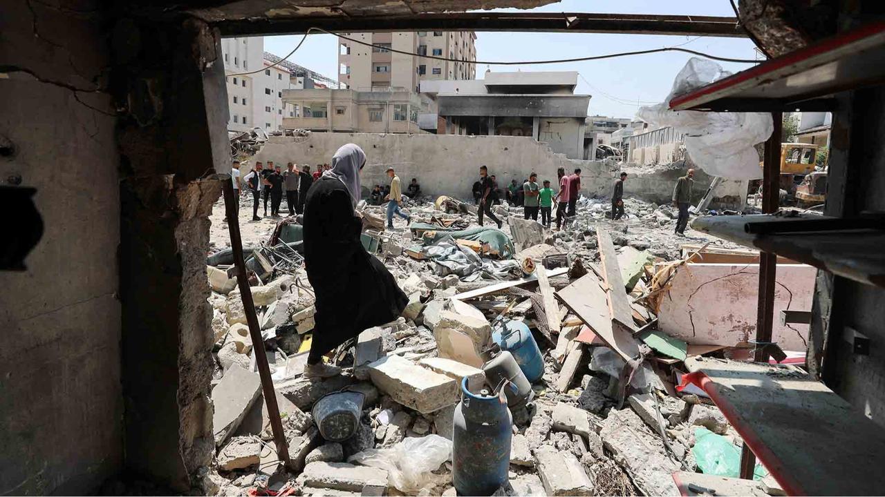 FOTO: Kebiadaban Israel Serang Gaza di Hari Kedua Idul Adha, Sedikitnya 34 Warga Tewas