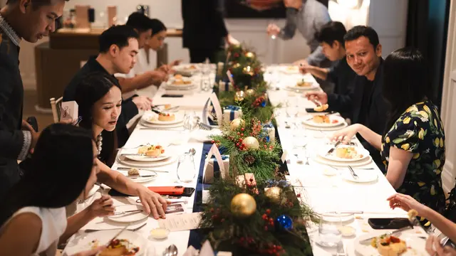 Nespresso Hadirkan Koleksi Festive 2024 Hasil Kolaborasi dengan Michelin Star Chef di Kereta Mewah Belmond