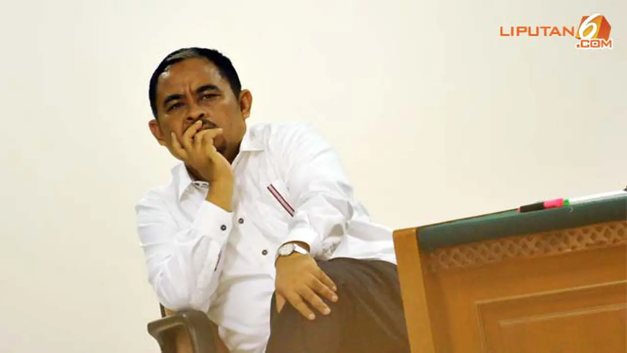 lutfhi-hassan-130930b.jpg