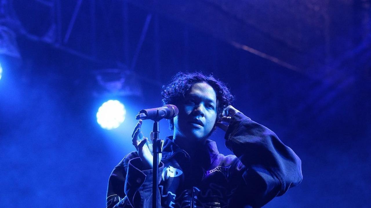 10 Potret Hindia Sukses Tutup KLBB BRI Festival 2025, Pecah Abis