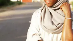 Hijarbie merupakan boneka yang dirancang oleh seorang mahasiswi Nigeria, Hannefah Adam (24 ), yang menempuh pendidikan di Inggris. (instagram.com/muslimahanie) 