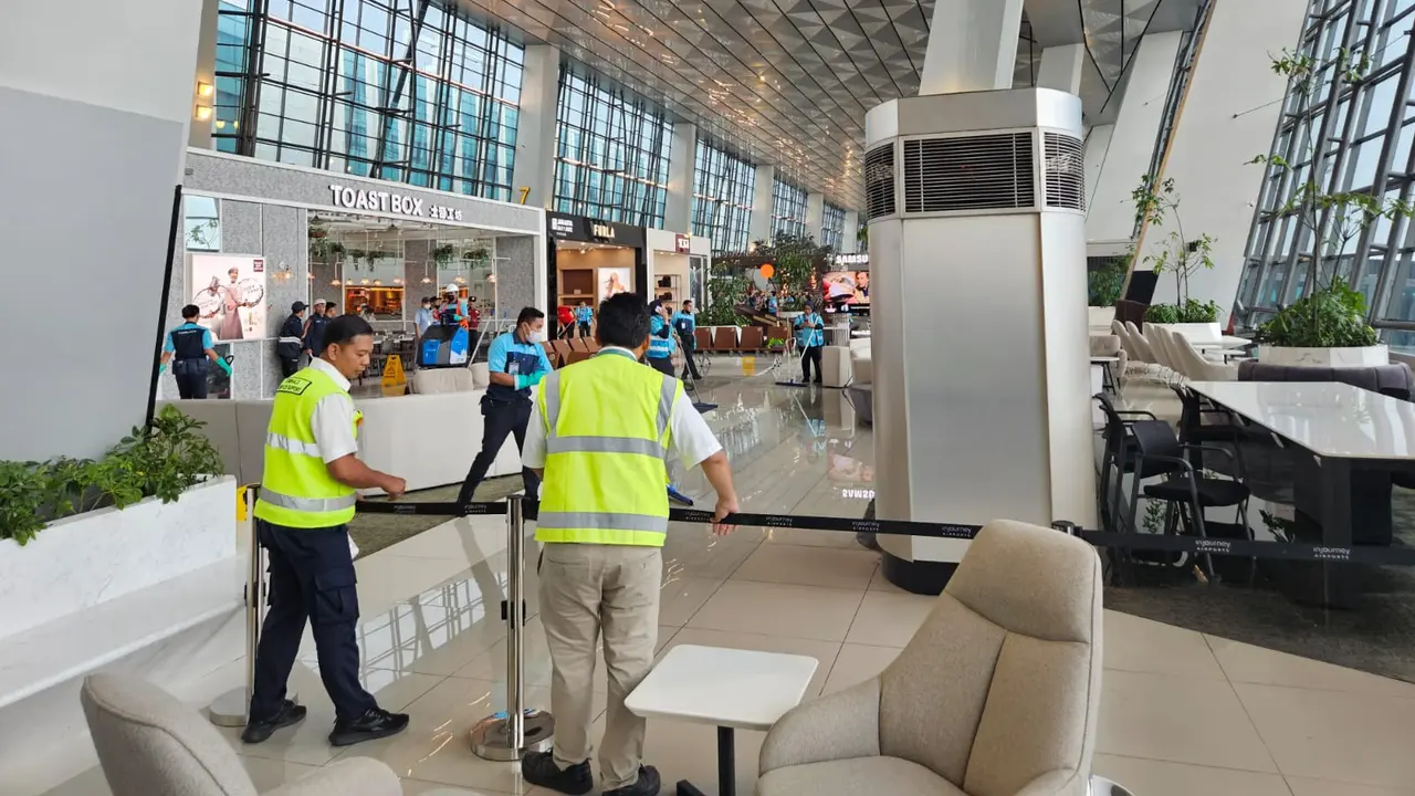 Cuaca Buruk di Bandara Soekarno-Hatta, Petugas Respons Cepat
