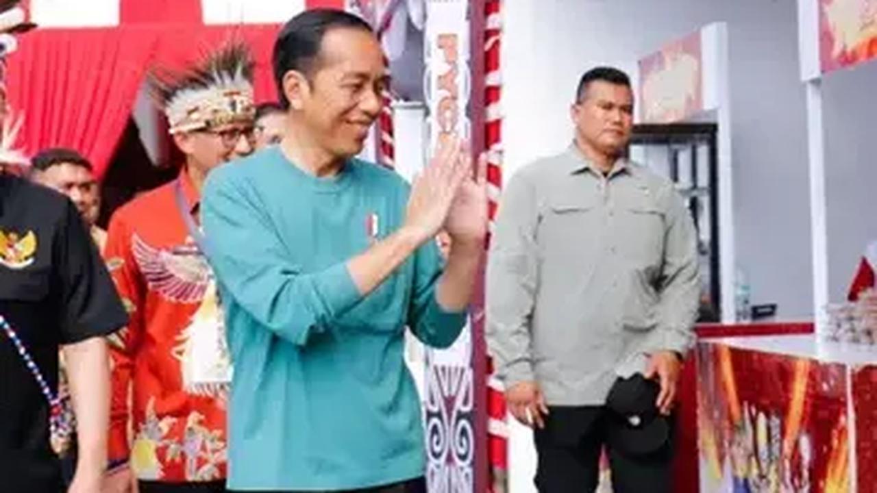 Presiden Joko Widodo (Jokowi) menyambut baik pengesahan itu. Dia berharap UU Kesehatan bisa memperbaiki pelayanan kesehatan di Indonesia.