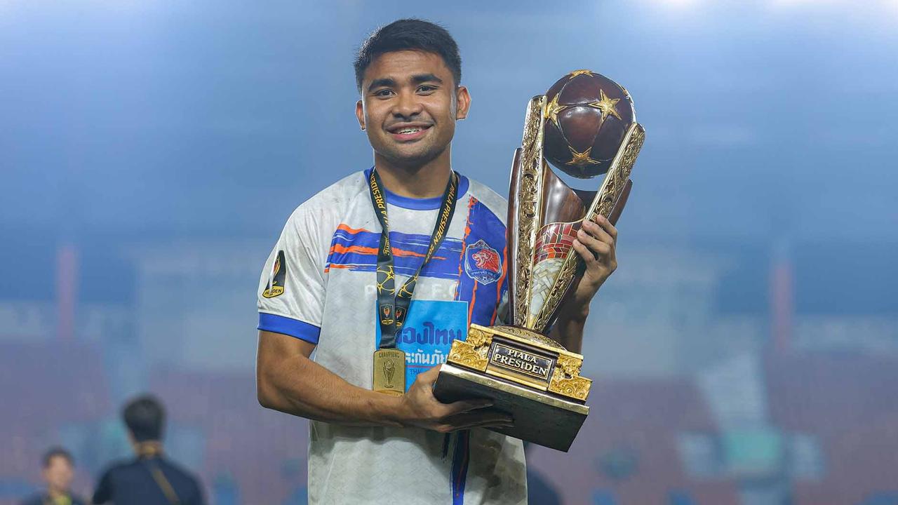 FOTO: Penutupan Piala Presiden 2025 Dihiasi Aksi 1.400 Drone Memukau