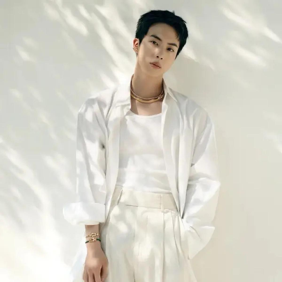 Jin BTS Gugup Saat Tampil Solo Pertama Kali, Kini Malah Nyaman