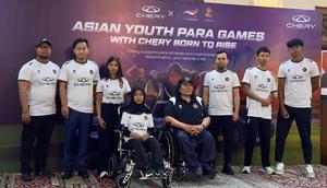 Atlet Asian Youth Para Games 2025 bersama NPC dan PT Chery Sales Indonesia di Hotel Kusuma Sahid, Solo, Sabtu (6-12-2025) jelang keberangkatan ke Dubai. (Bola.com/Aning Jati)