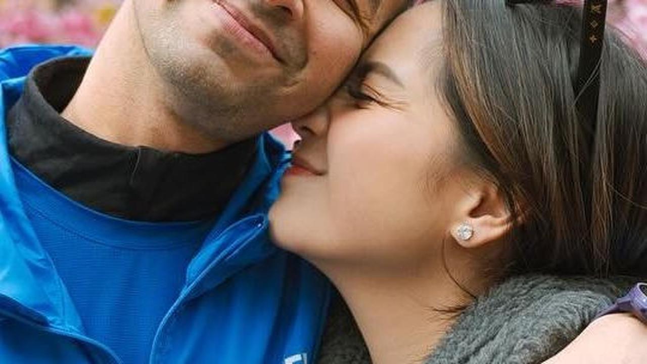 So Sweet! Potret Mesra Raffi Ahmad dan Nagita Slavina di Jepang, Netizen 'Bismillah 2024 Otw Adek Cipung