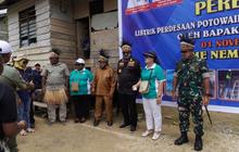 Setelah Puluhan Tahun Menanti, Akhirnya Ratusan KK Nikmati Penerangan Listrik Potowayburu Mimika