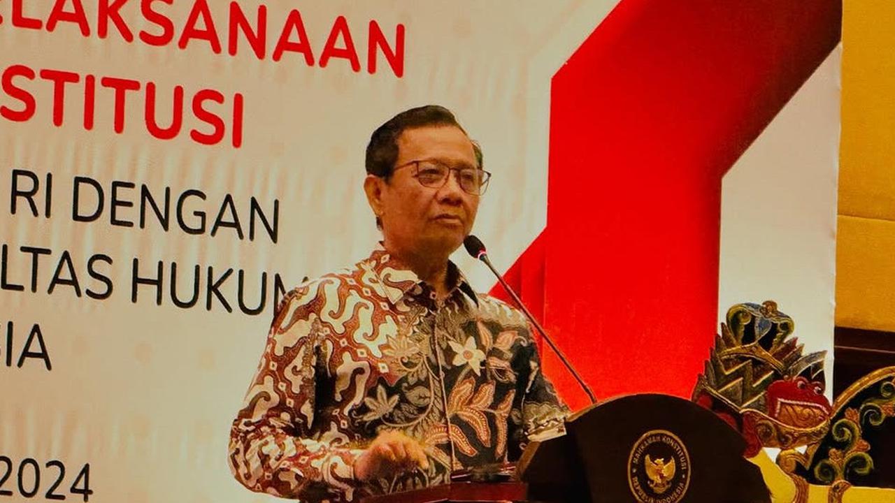 VIDEO: Mahfud Jawab Prabowo soal Koruptor Diam-diam Kembalikan Uang "Berisiko, Tranparansi Tak Terjamin!"