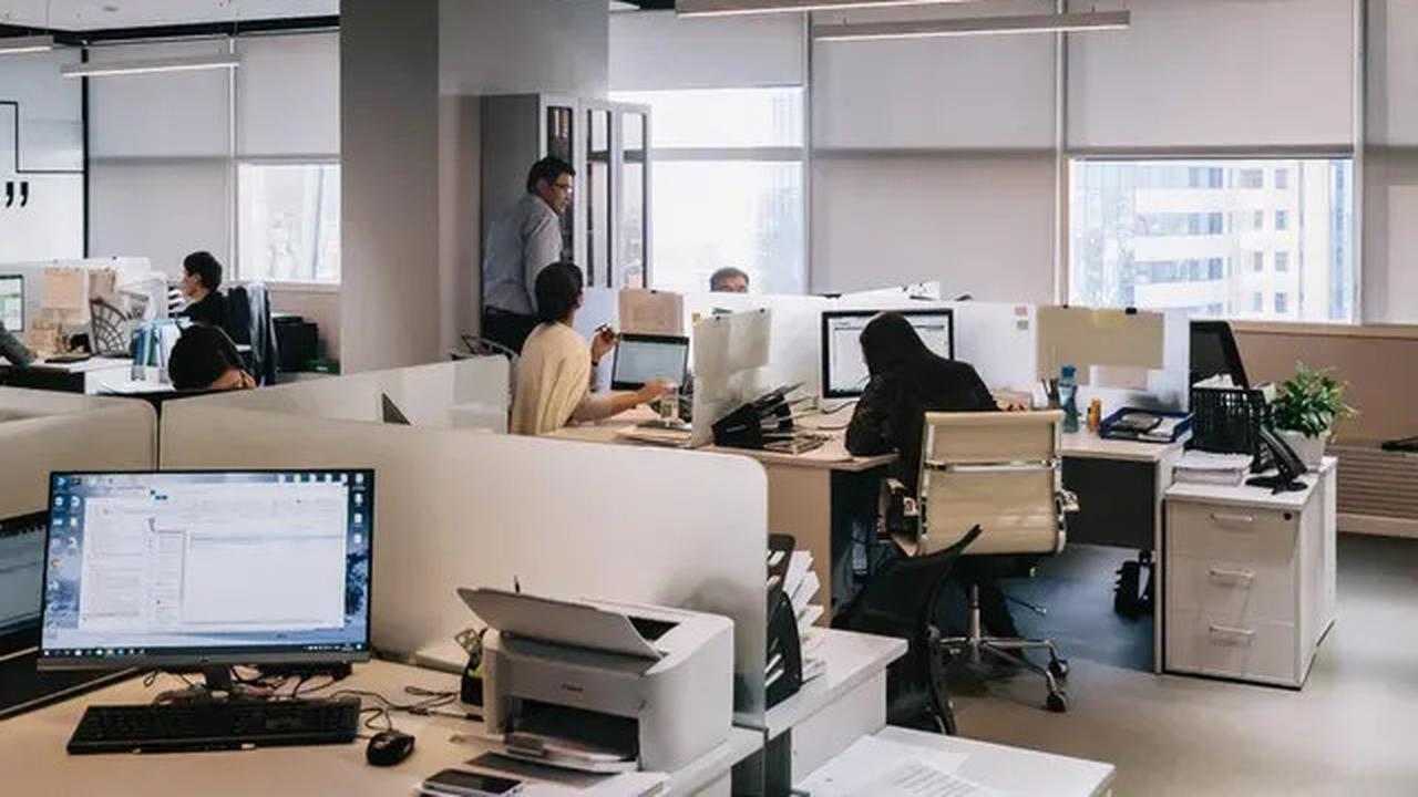 Mau Berkarier di Kantor Orang Terkaya Indonesia? Djarum Buka Banyak Lowongan Kerja Nih!