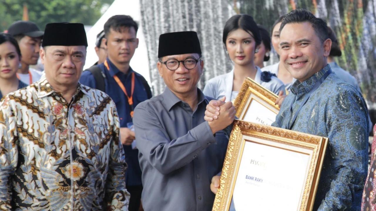Konsisten Dorong Kemajuan Ekonomi Desa, BRI Raih Penghargaan pada Puncak Hari Desa Nasional 2026