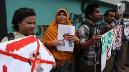 Massa penyandang disabilitas saat menggelar aksi di kantor MUI, Jakarta Pusat, Rabu (14/11). Menurut Ketua PASTI, Arif Nur Jamal, pernyataan Ma’ruf telah melukai hati para penyandang disabilitas. (Merdeka.com/Imam Buhori)