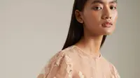 11 Model Atasan Brokat Pesta Modern Terkini 2025, Pilihan Stylish untuk Acara Spesialmu