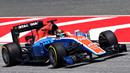 Rekan satu tim Rio Haryanto, Pascal Wehrlein, berada di posisi ke-18 latihan bebas kedua F1 GP Spanyol di Sirkuit Catalunya, Spanyol, Jumat (13/5/2016). (Bola.com/Twitter/Manorracing)