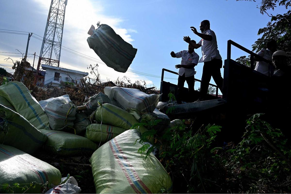 FOTO: Polda Aceh Musnahkan 1,3 Ton Ganja, Hasil Operasi Tiga Bulan terakhir