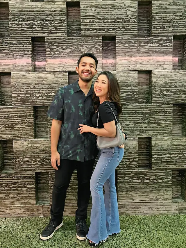 Kebiasaan dari Masa Pacaran, Sederet Potret Kiky Saputri dan Muhammad Khairi Hobi Baju Couple (credit: instagram/kikysaputrii).