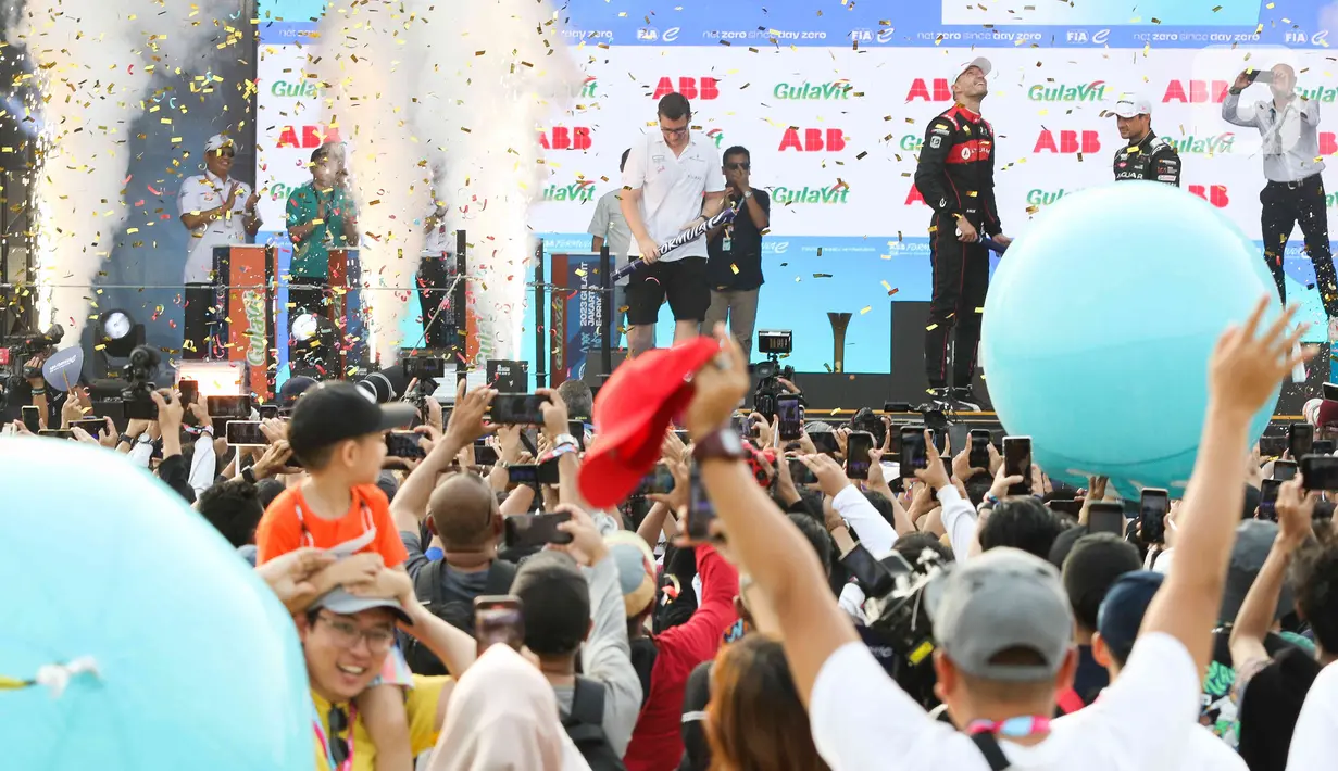 Ia naik dari peringkat ke-10 ke peringkat ketujuh pada klasmen sementara untuk pembalap. (Liputan6.com/Herman Zakharia)