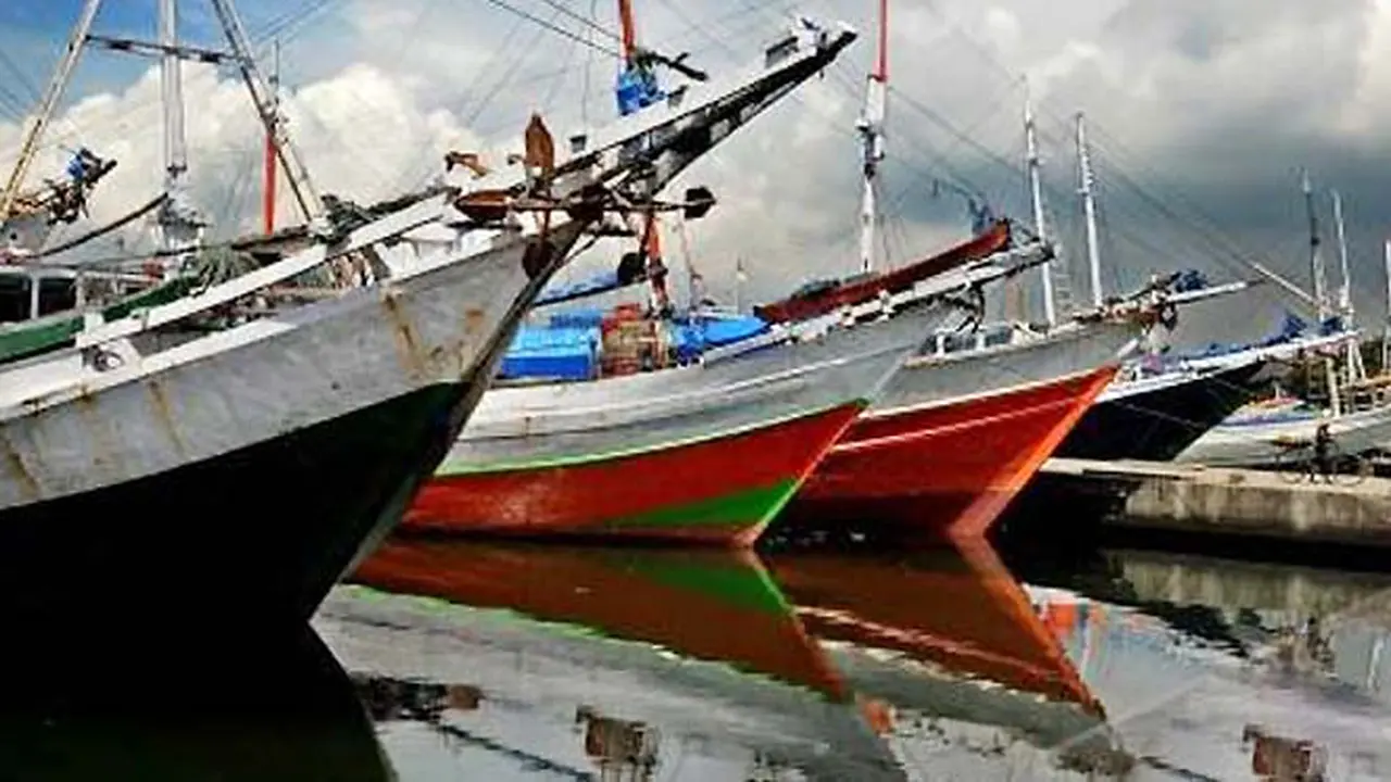 kapal-maritim121207b.jpg