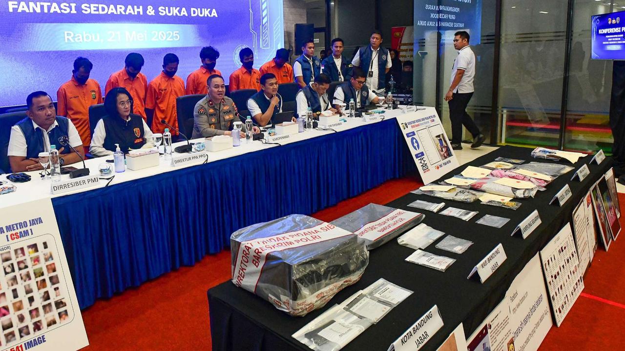 Admin Grup Facebook Fantasi Sedarah ditangkap