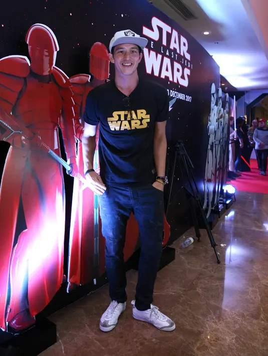 Berdekatan dengan perayaan Natal, Mike Lewis tak lupa untuk merayakan ulang tahun buah hatinya dari pernikahannya dengan Tamara Bleszynski, Kenzou Leon Bleszynski pada 22 Desember mendatang. Hadiah besar juga telah disiapkan. (Nurwahyunan/Bintang.com)