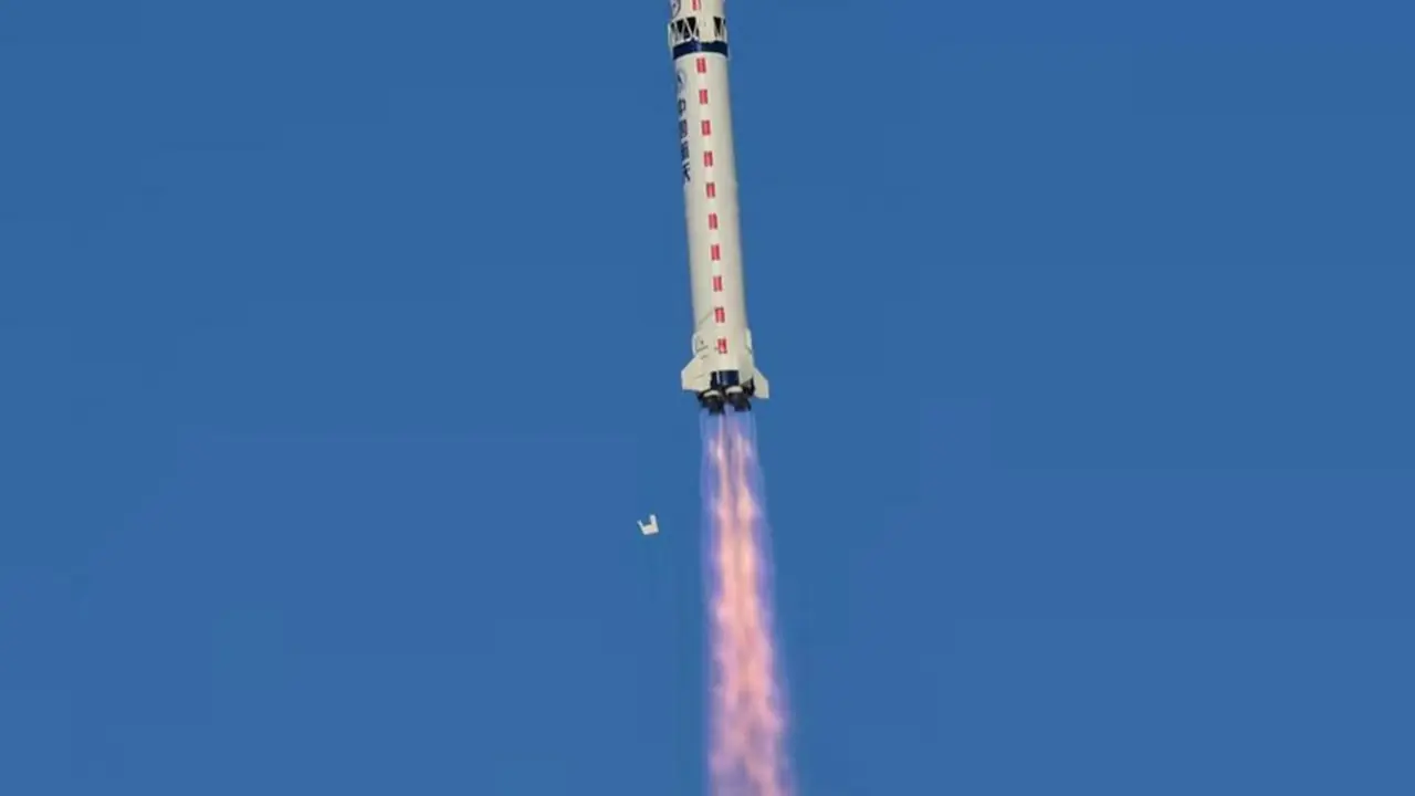 Roket Long March-4C yang membawa satelit Gaofen-3 03 China