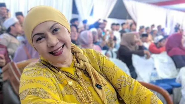 Potret Habib Luthfi dan mendiang Syarifah Salma (Sumber: Inisiatif News)