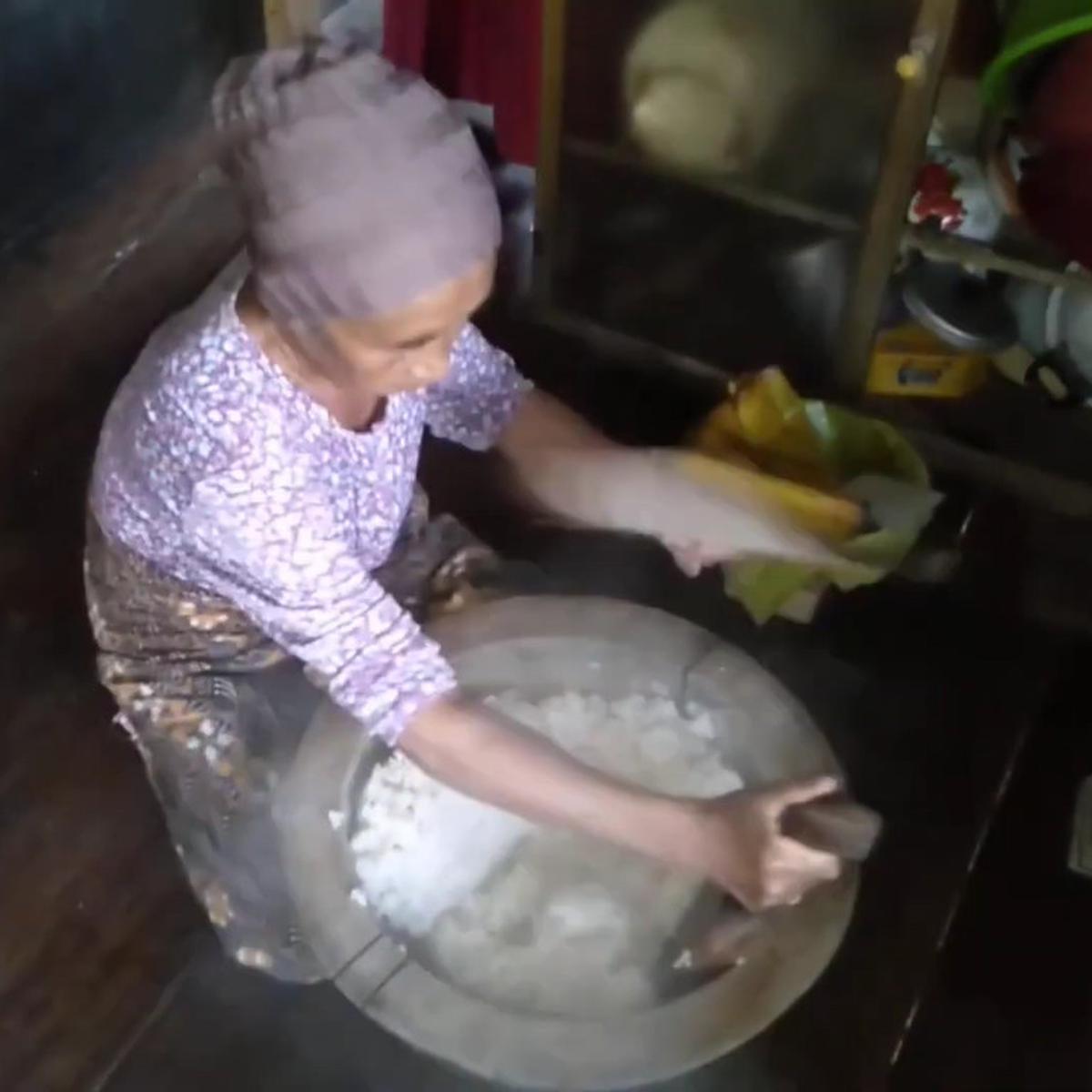 Ngakeul sangu