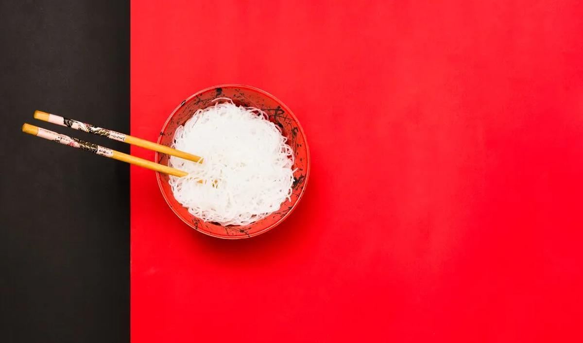 Pilihan antara bihun dan soun dapat disesuaikan dengan preferensi rasa dan kebutuhan gizi individual.