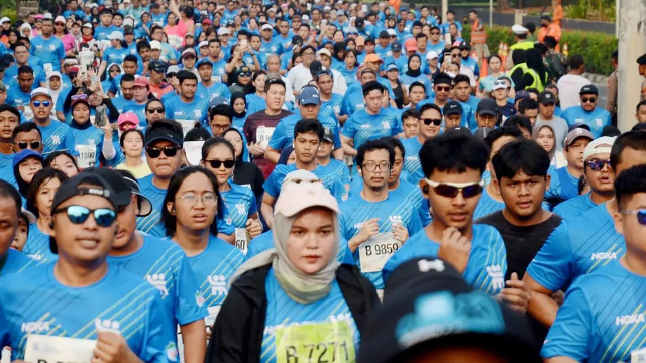 Sekitar 10 ribu mengikuti Hibank Jakarta Marathon 2023  yang digelar di kawasan Plaza utara,  Gelora Bung Karno (GBK), Jakarta Pusat,  Minggu (22 /10/2023).