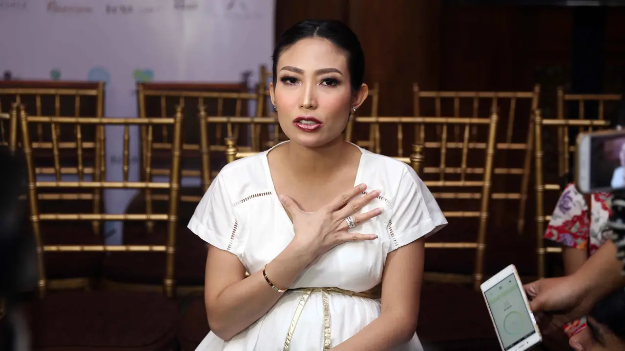 [Bintang] Ayu Dewi