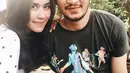 <p>Potret Lawas Masa Pacaran Syahnaz dan Jeje. (Sumber: Instagram/syahnazs)</p>