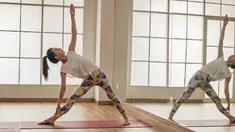 Olivia Jensen Lubis dikenal sebagai salah satu seleb Tanah Air yang sangat rajin berolahraga. Mulai dari bersepeda, basket, tenis, yoga, hingga hiking seolah-olah tak pernah membuat staminanya habis. (Liputan6.com/IG/olviajensen)