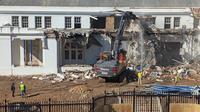 Part of the East Wing of the White House is being demolished to make way for President Donald Trump's private ballroom.