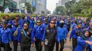 Massa buruh memadati kawasan Jalan Jenderal Sudirman saat menggelar aksi unjuk rasa di Jakarta Pusat, Kamis (24/9/2026). Aksi tersebut diikuti sekitar 50 ribu buruh yang tergabung dalam Koalisi Besar Perjuangan Buruh Indonesia (KBPBI). (KLY/Budy Santoso)