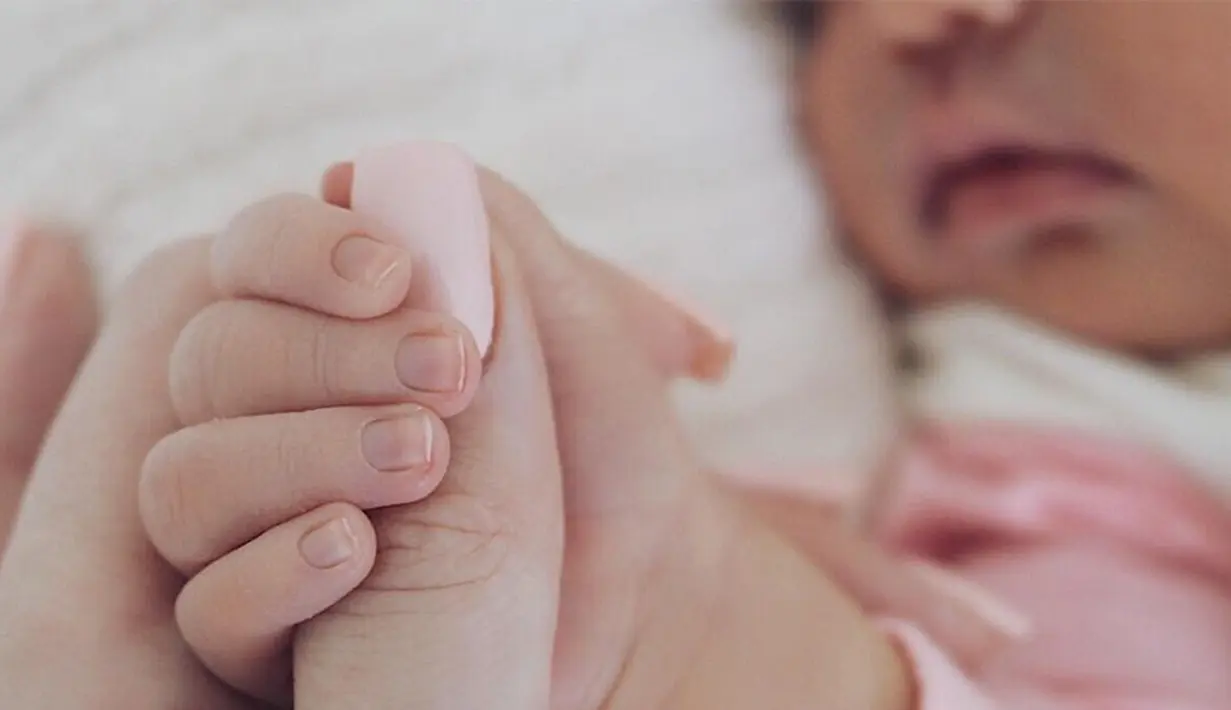 Nah ini foto pertama Stormi yang diunggah oleh Kylie Jenner! (Instagram/KylieJenner)