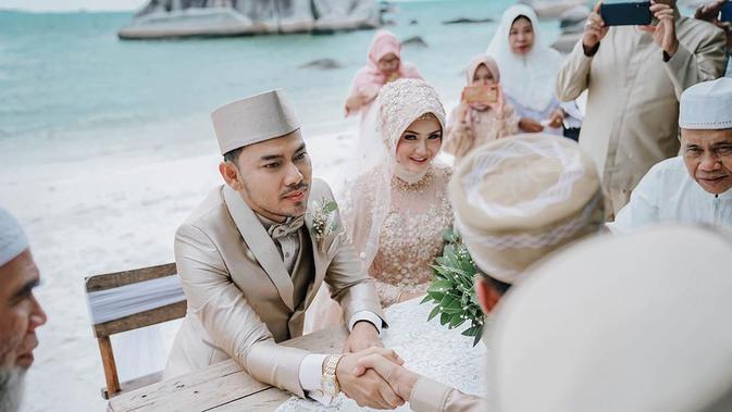 Terlibat Cinta Lokasi Ini 6 Momen Akad Nikah Fomal Dan Fikoh Lida Hot Liputan6 Com