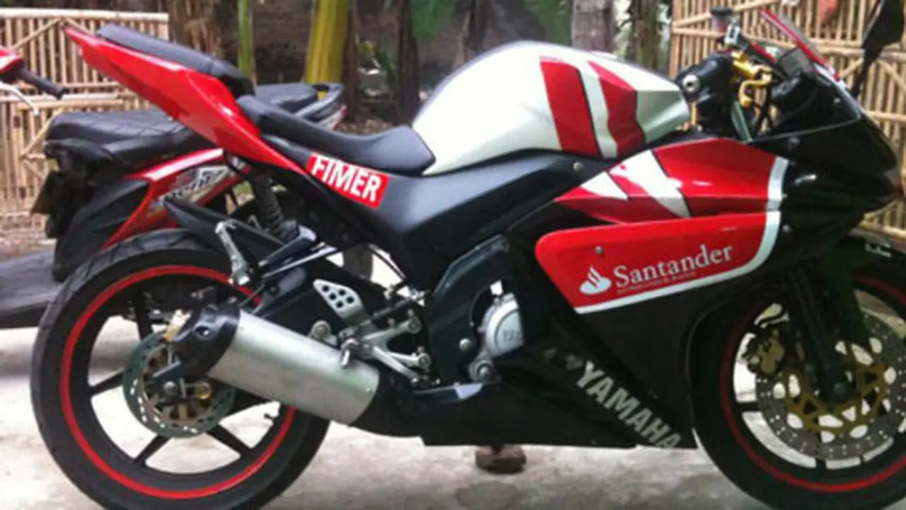 Modifikasi Yamaha Vixion Model  R125 (Foto: Aditya Suryantaka)
